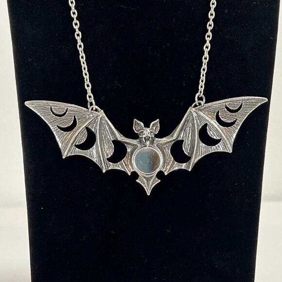 Alchemy Gothic Jewelry - Alchemy Gothic Lunaeca Bat Moon Phase Necklace Mirror Vampire Goth Witchy